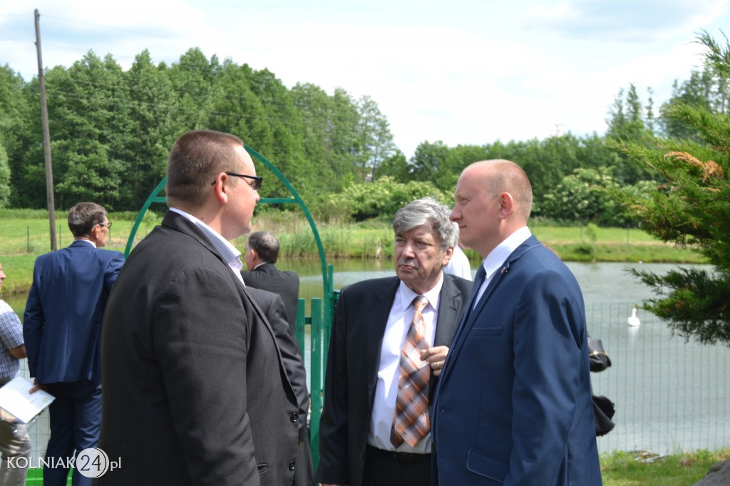 Nadanie sztandaru Hufcowi ZHP w Kolnie