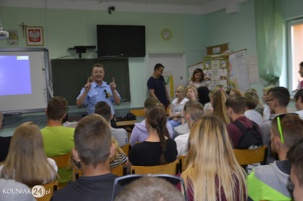 Z młodzieżą o bezpiecznych wakacjach