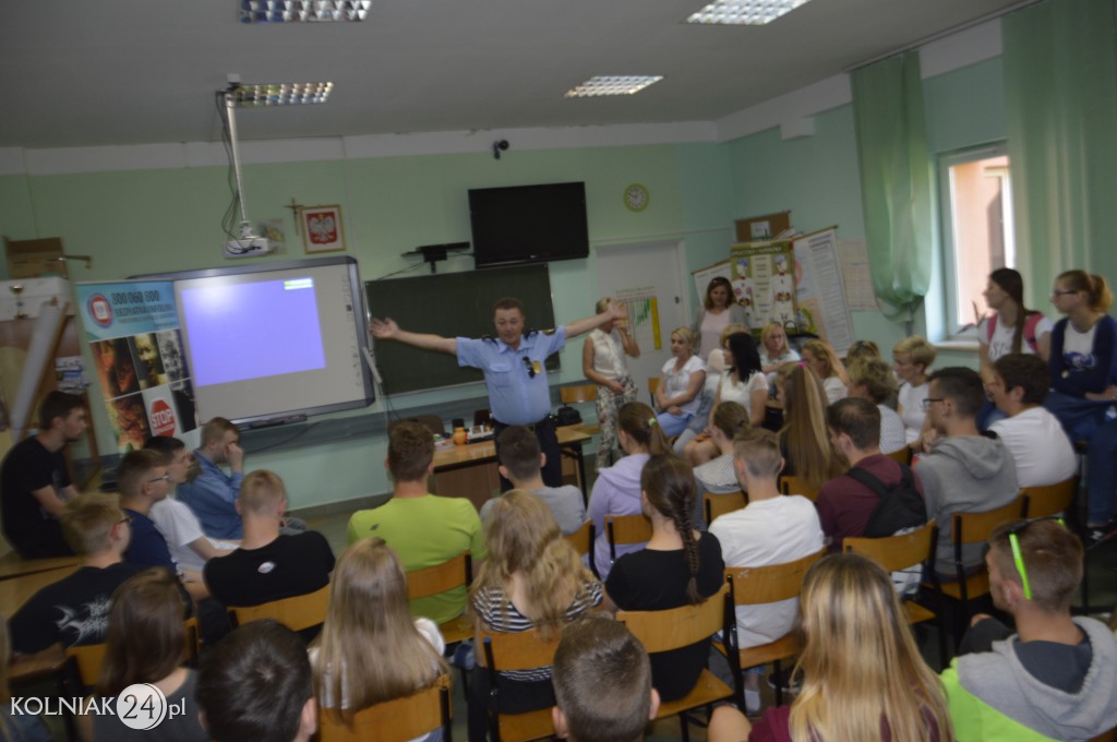 Z młodzieżą o bezpiecznych wakacjach