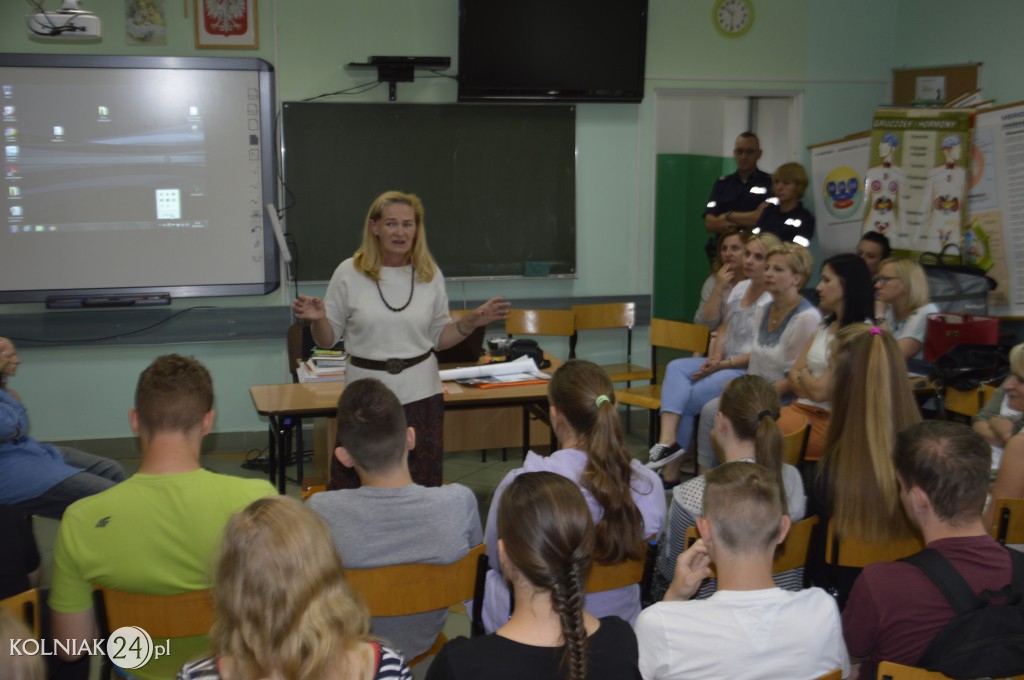 Z młodzieżą o bezpiecznych wakacjach