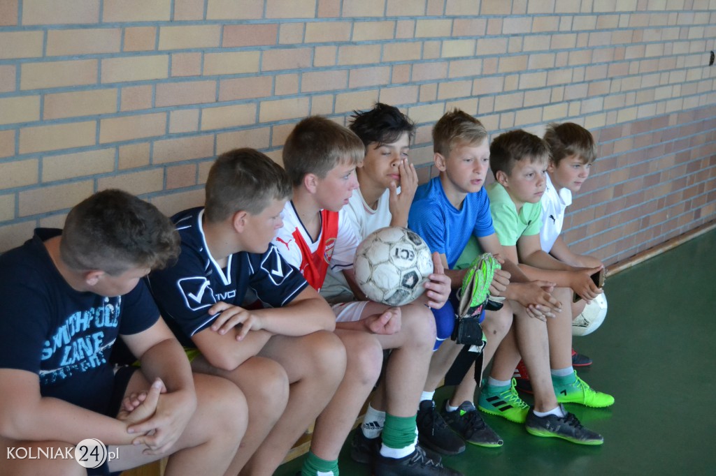 Wakacyjny Turniej Halowej Piłki Nożnej