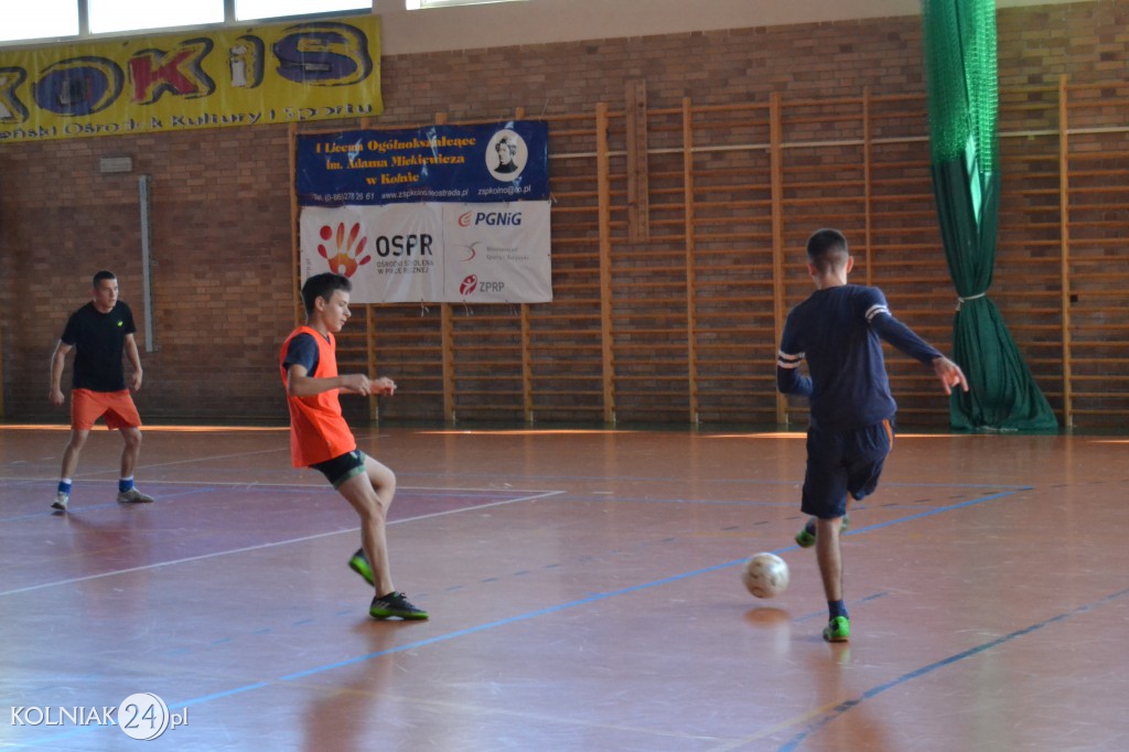 Wakacyjny Turniej Halowej Piłki Nożnej