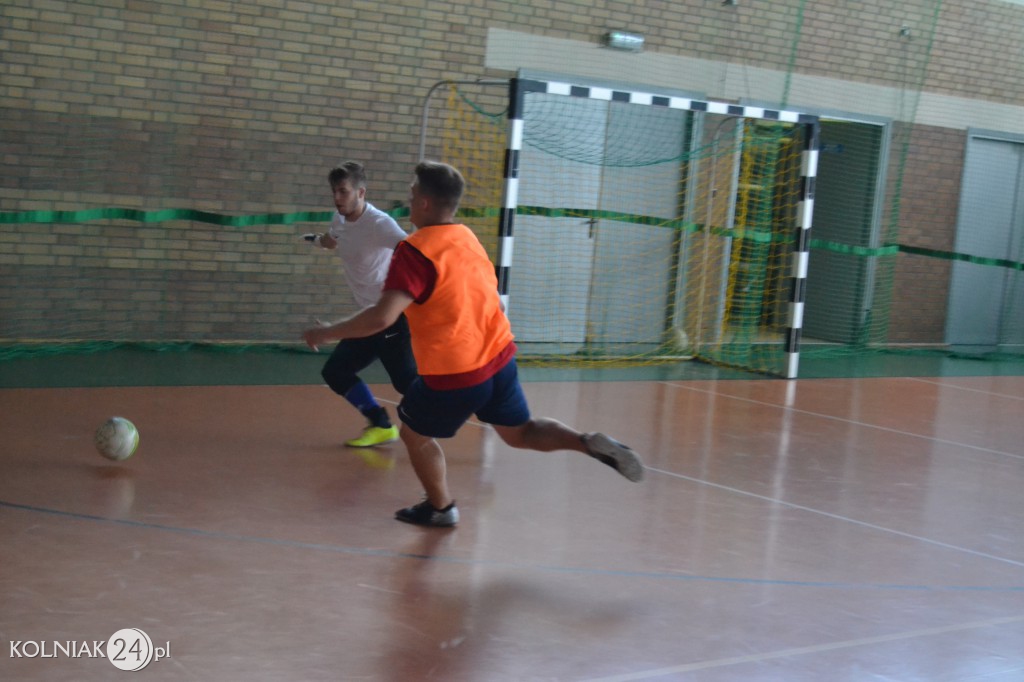 Wakacyjny Turniej Halowej Piłki Nożnej