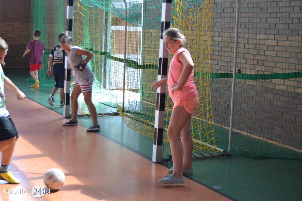 Wakacyjny Turniej Halowej Piłki Nożnej