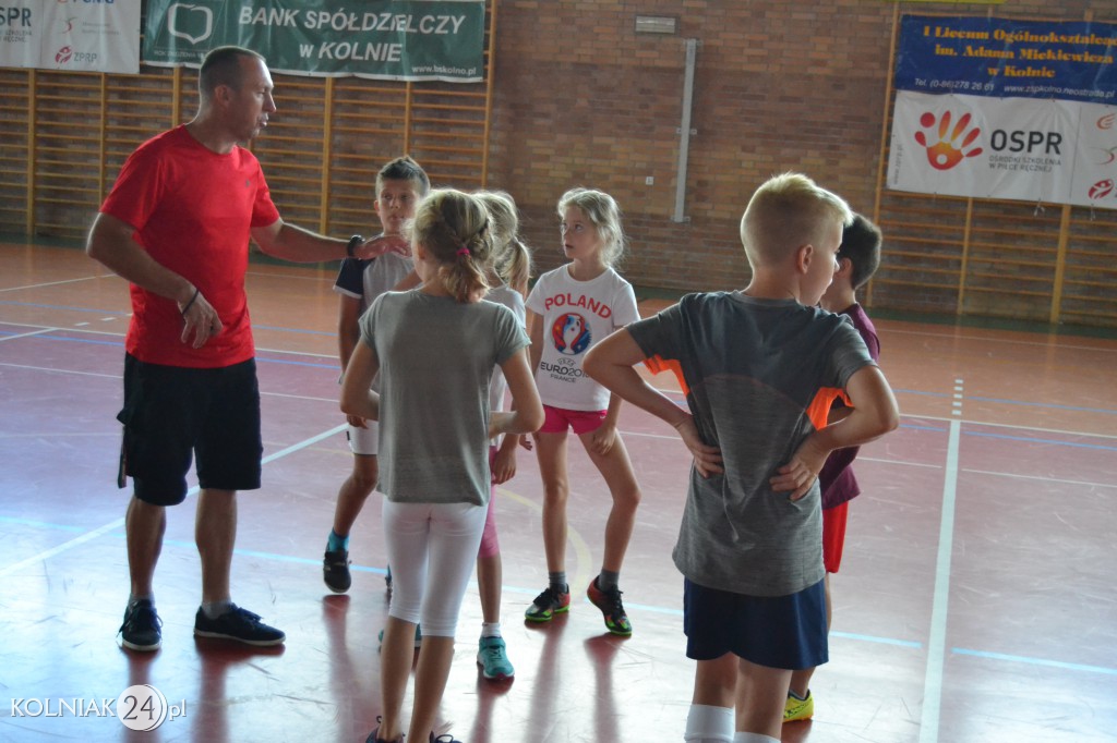 Wakacyjny Turniej Halowej Piłki Nożnej