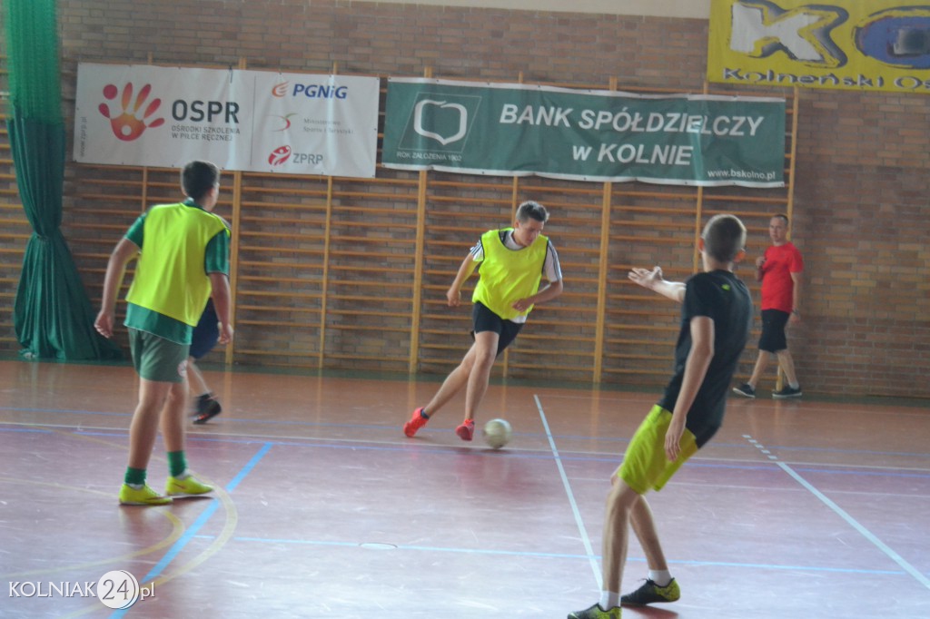 Wakacyjny Turniej Halowej Piłki Nożnej