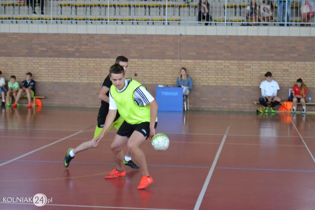 Wakacyjny Turniej Halowej Piłki Nożnej