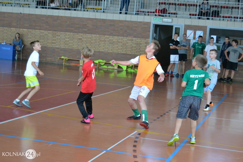 Wakacyjny Turniej Halowej Piłki Nożnej