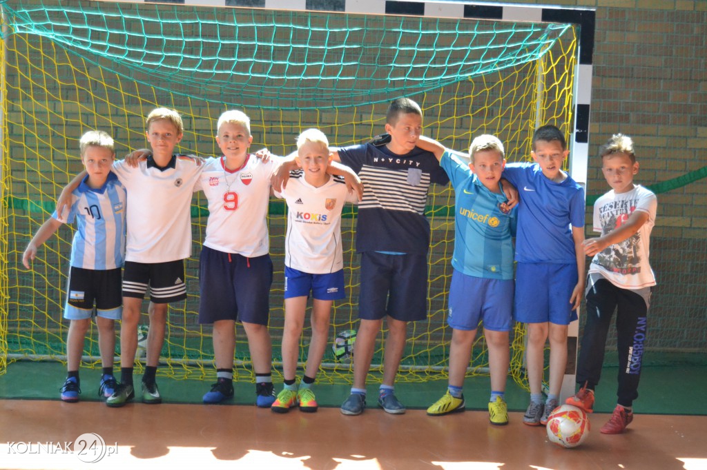 Wakacyjny Turniej Halowej Piłki Nożnej