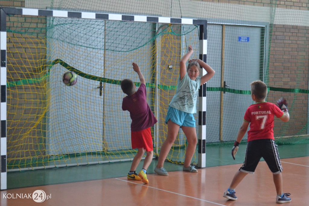 Wakacyjny Turniej Halowej Piłki Nożnej