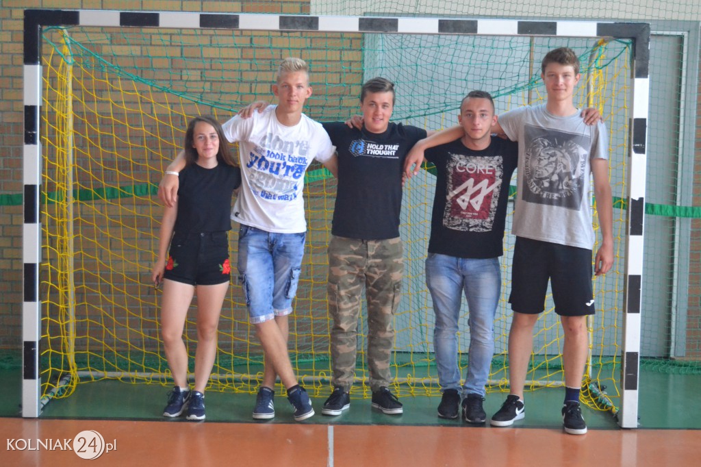 Wakacyjny Turniej Halowej Piłki Nożnej