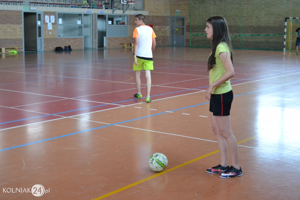 Wakacyjny Turniej Halowej Piłki Nożnej