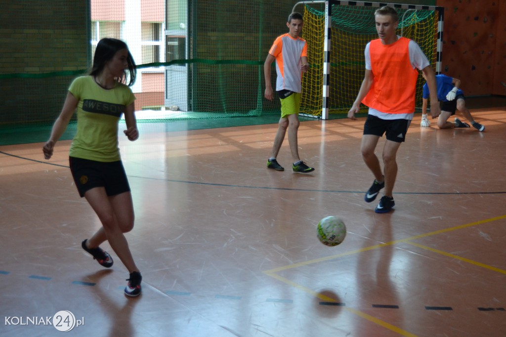 Wakacyjny Turniej Halowej Piłki Nożnej