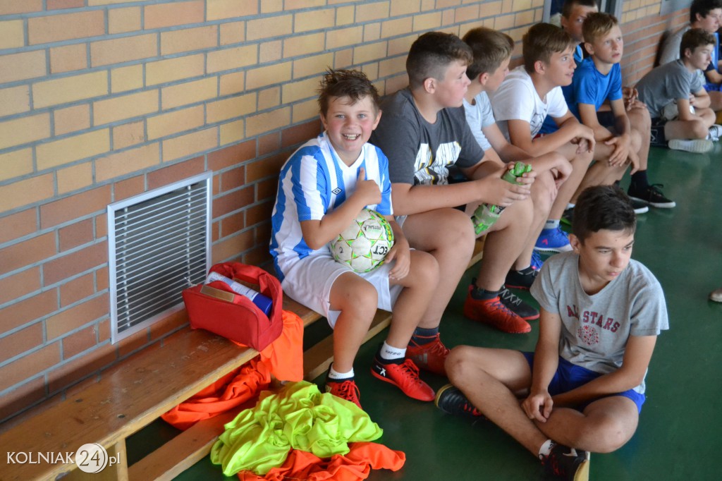 Wakacyjny Turniej Halowej Piłki Nożnej