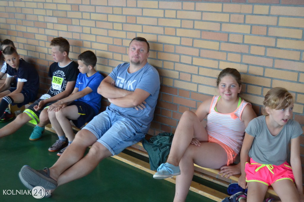 Wakacyjny Turniej Halowej Piłki Nożnej