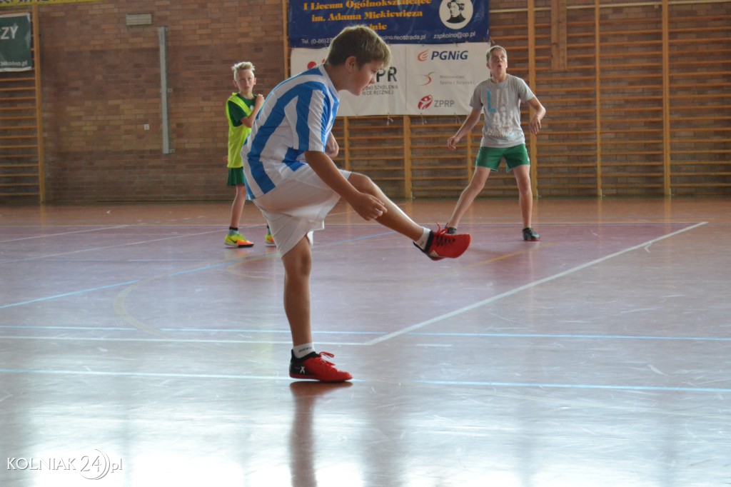 Wakacyjny Turniej Halowej Piłki Nożnej