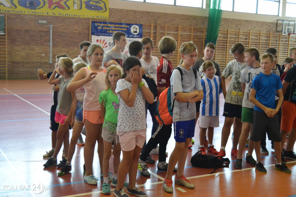 Wakacyjny Turniej Halowej Piłki Nożnej