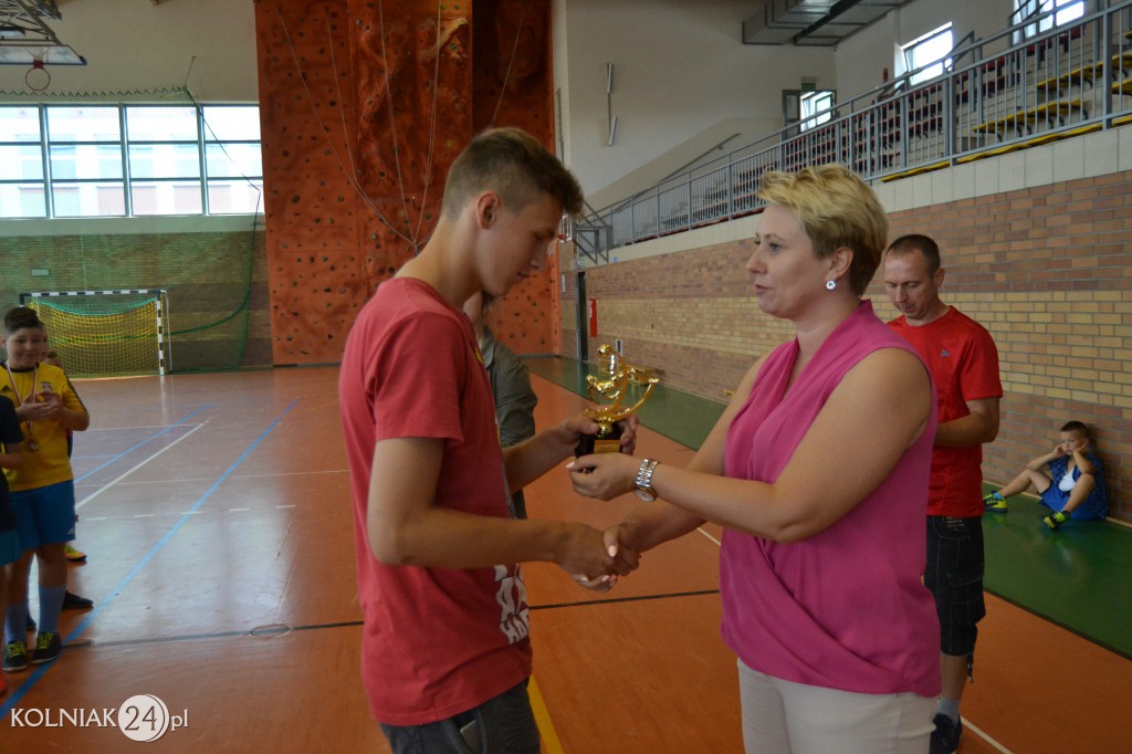 Wakacyjny Turniej Halowej Piłki Nożnej