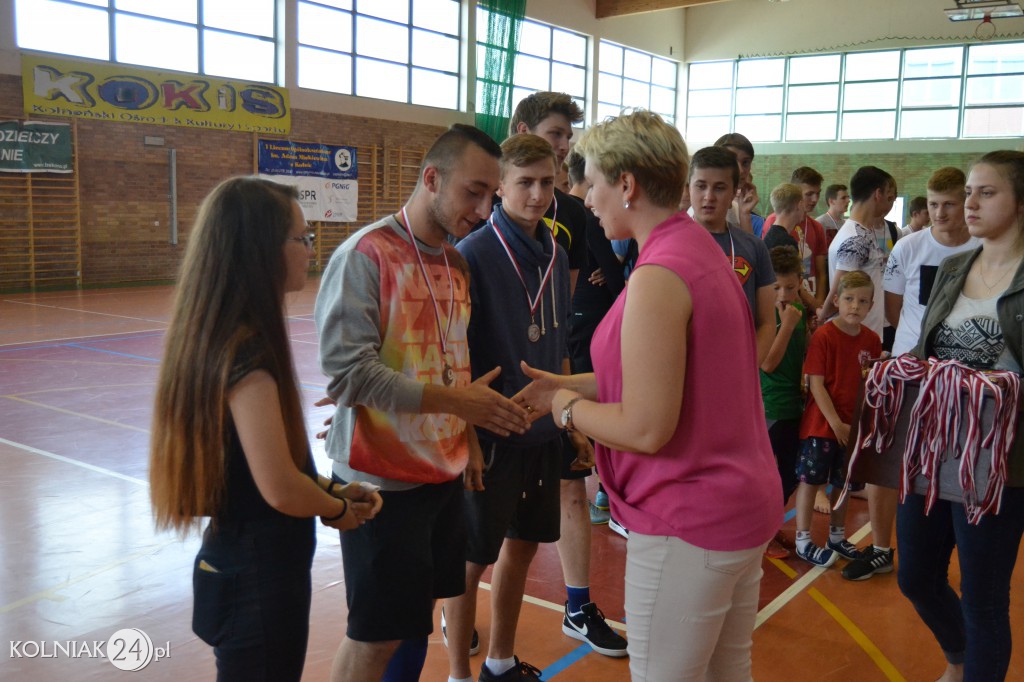 Wakacyjny Turniej Halowej Piłki Nożnej