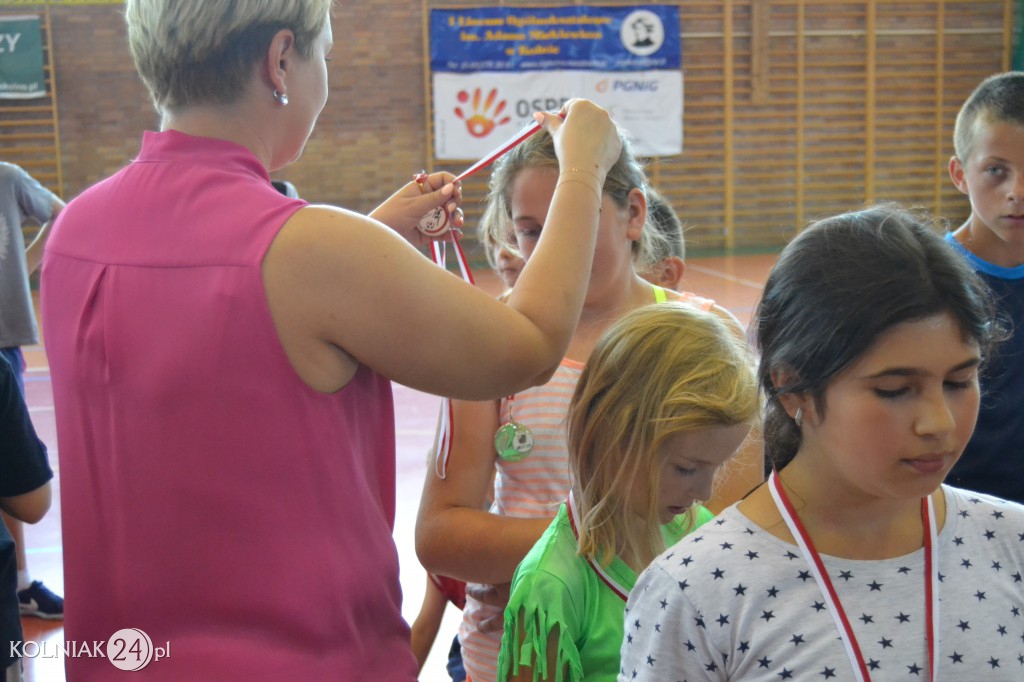 Wakacyjny Turniej Halowej Piłki Nożnej