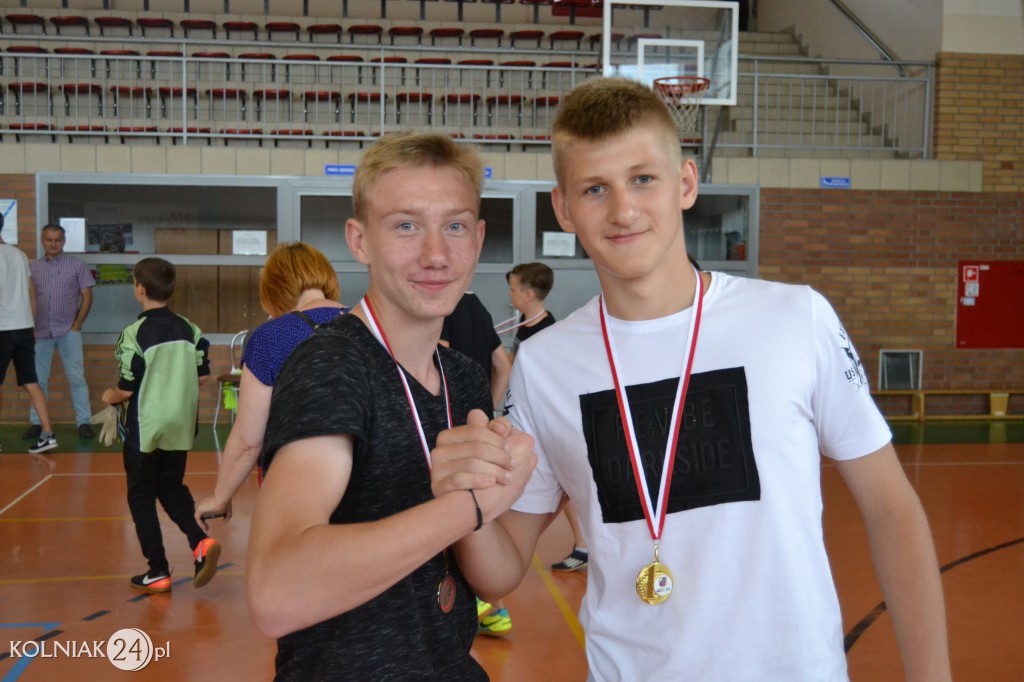 Wakacyjny Turniej Halowej Piłki Nożnej