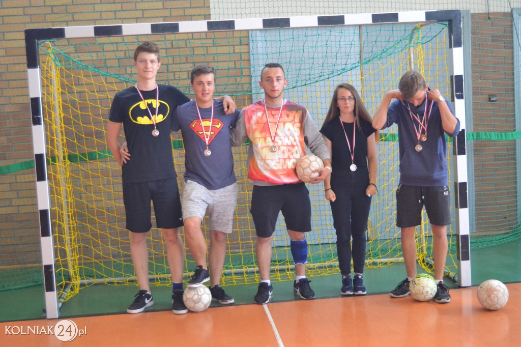 Wakacyjny Turniej Halowej Piłki Nożnej