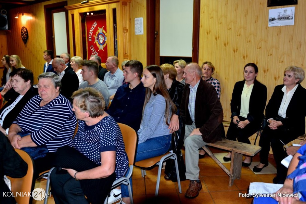 Narodowe Czytanie Wesela w Borkowie