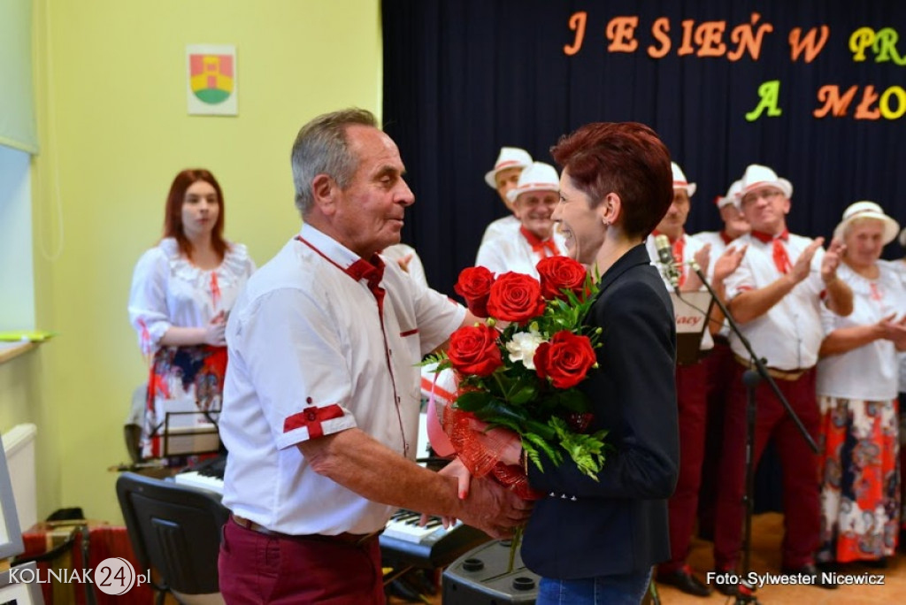 JESIEŃ W PRZYRODZIE A MŁODOŚĆ W SERCU