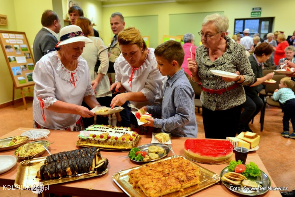 JESIEŃ W PRZYRODZIE A MŁODOŚĆ W SERCU
