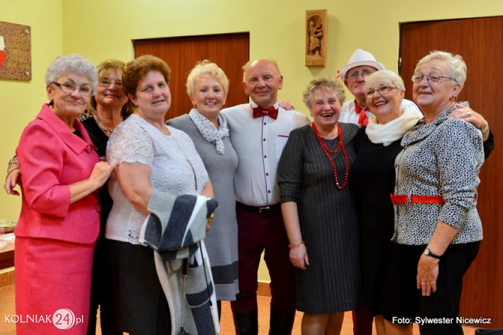 JESIEŃ W PRZYRODZIE A MŁODOŚĆ W SERCU