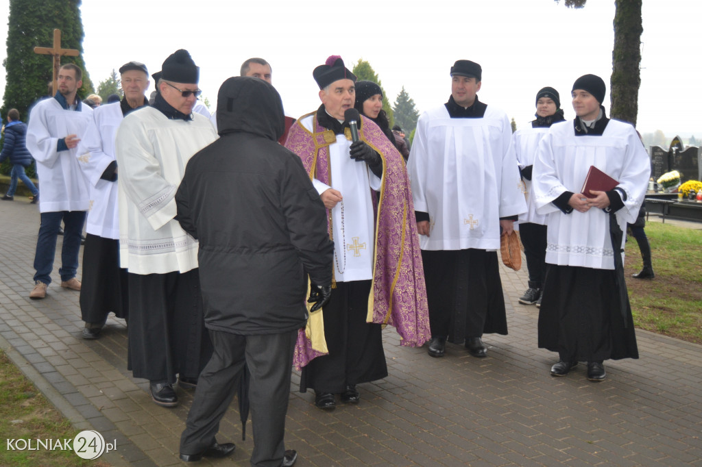 Kolneńskie cmentarze