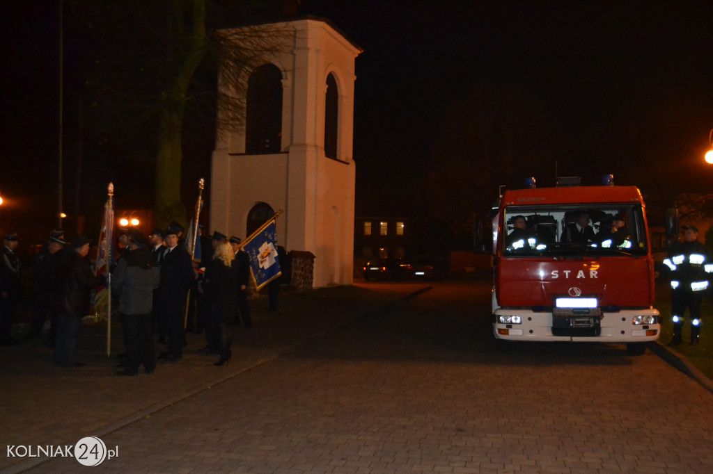 Msza święta za zmarłych strażaków i policjantów