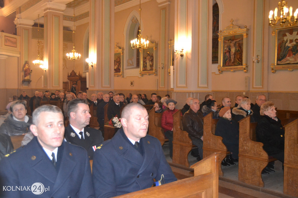 Msza święta za zmarłych strażaków i policjantów
