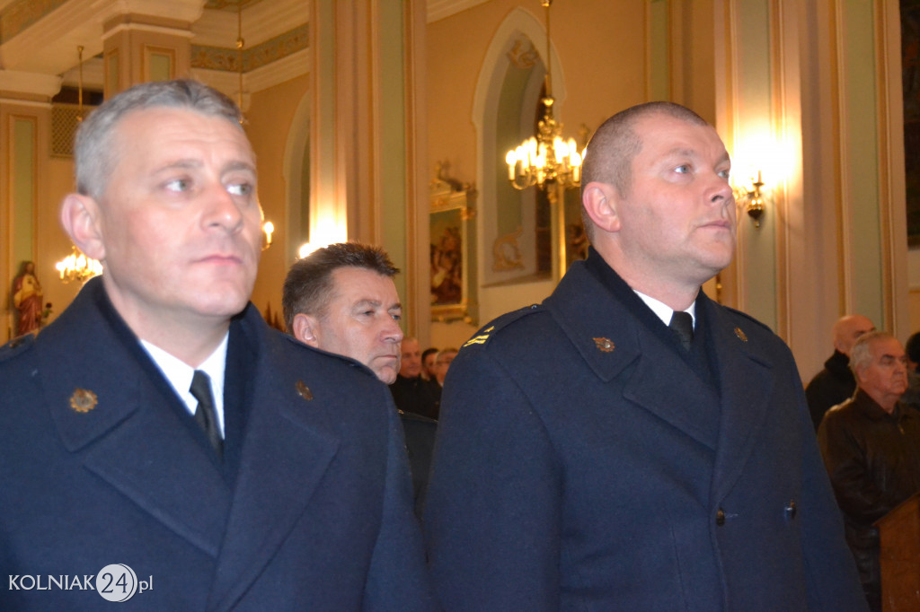 Msza święta za zmarłych strażaków i policjantów