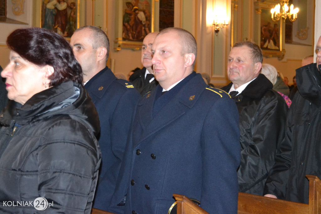 Msza święta za zmarłych strażaków i policjantów