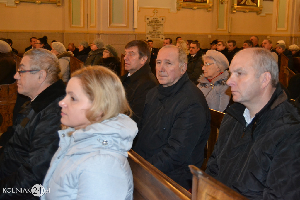 Msza święta za zmarłych strażaków i policjantów