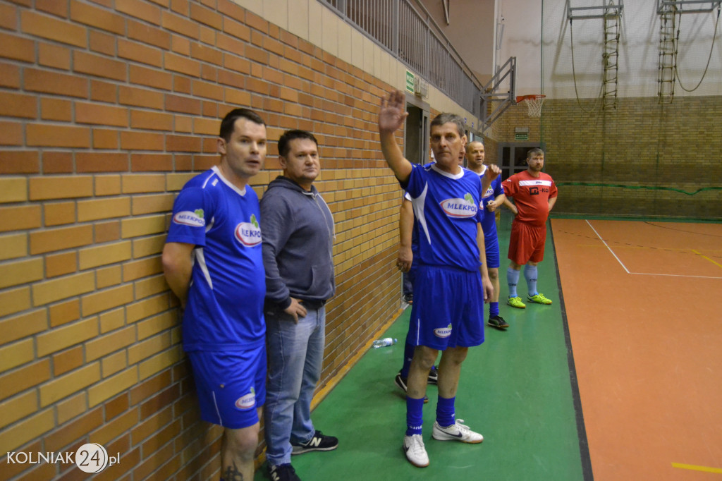 Trzecia kolejka halówki