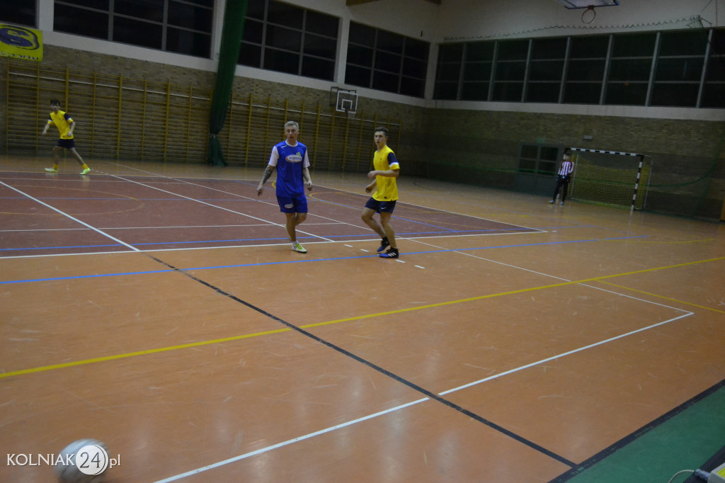 Trzecia kolejka halówki