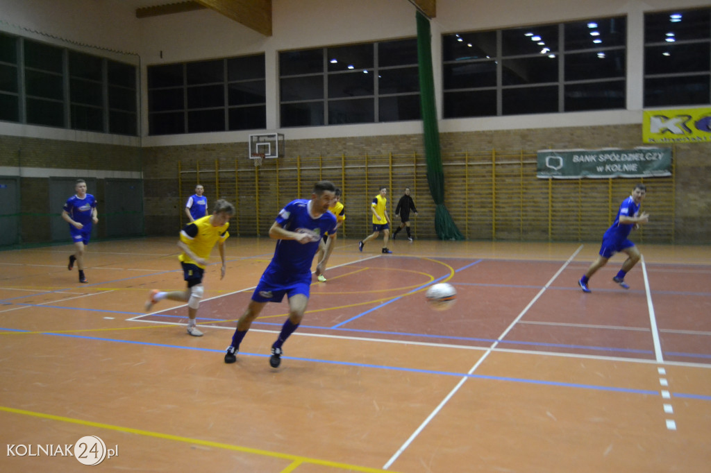 Trzecia kolejka halówki