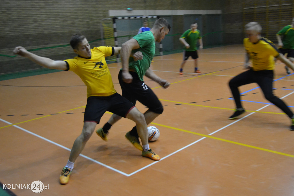 Trzecia kolejka halówki