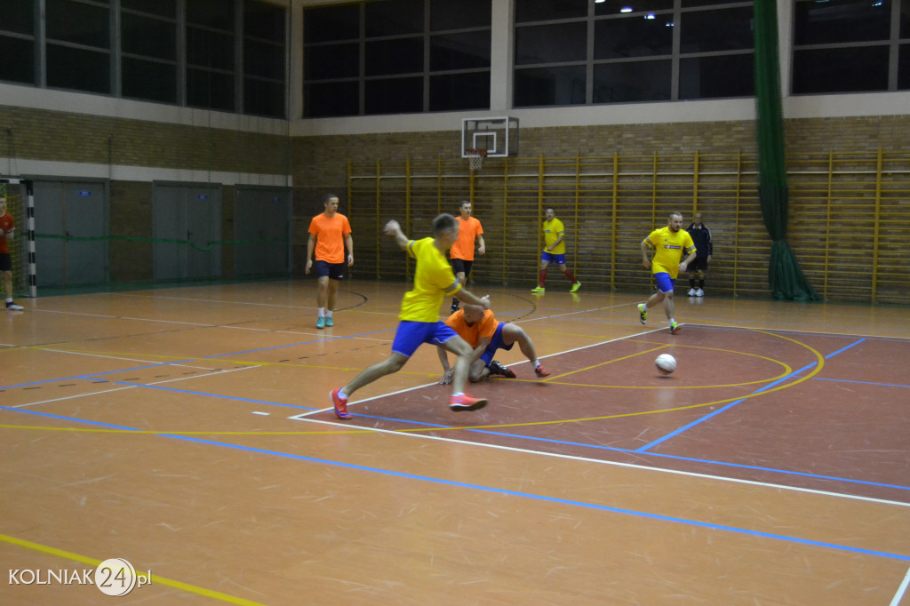 Trzecia kolejka halówki