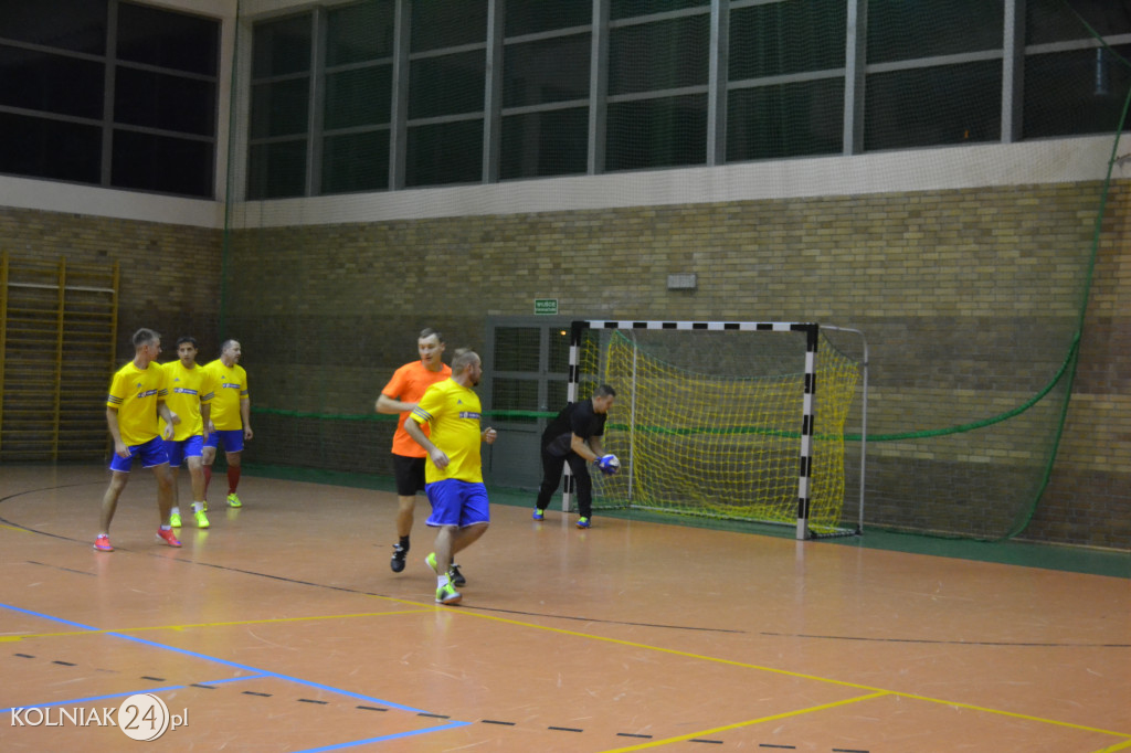 Trzecia kolejka halówki