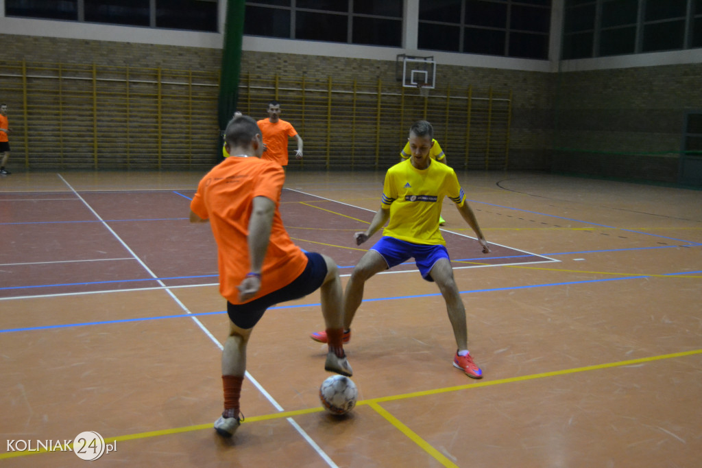 Trzecia kolejka halówki