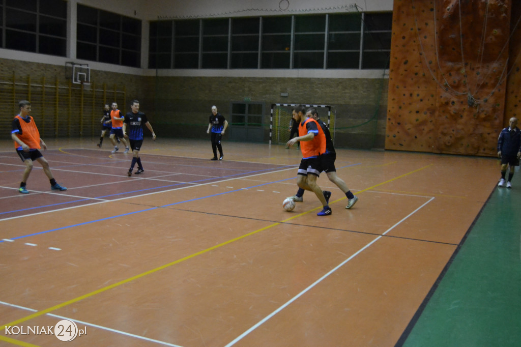 Trzecia kolejka halówki