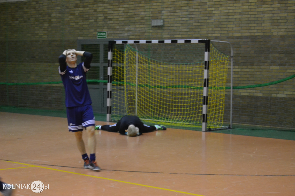 Trzecia kolejka halówki