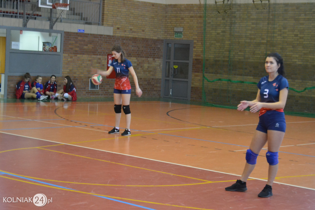 Ruszyły  rozgrywki II ligi piłki siatkowej dziewcząt