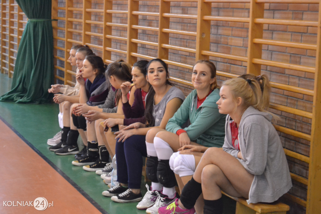 Ruszyły  rozgrywki II ligi piłki siatkowej dziewcząt