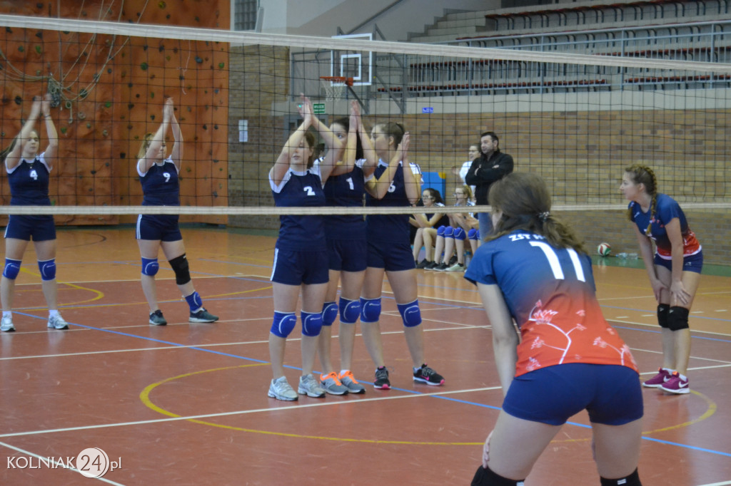 Ruszyły  rozgrywki II ligi piłki siatkowej dziewcząt