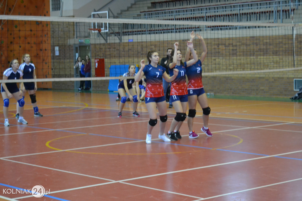 Ruszyły  rozgrywki II ligi piłki siatkowej dziewcząt