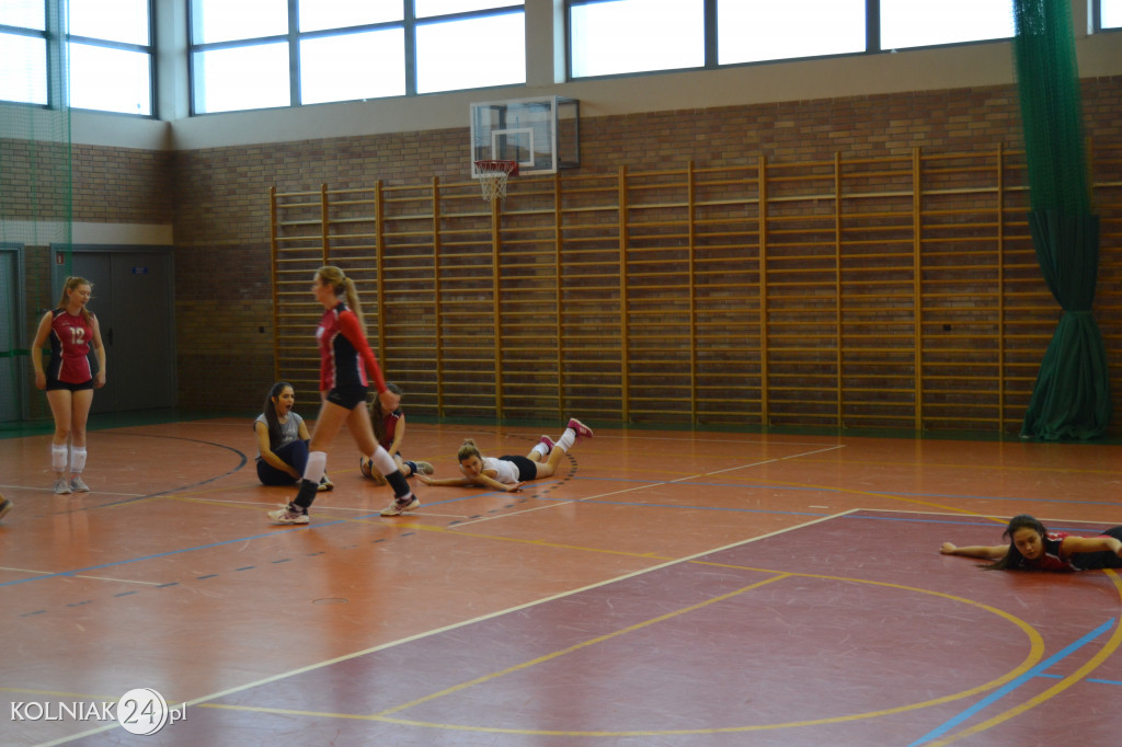 Ruszyły  rozgrywki II ligi piłki siatkowej dziewcząt